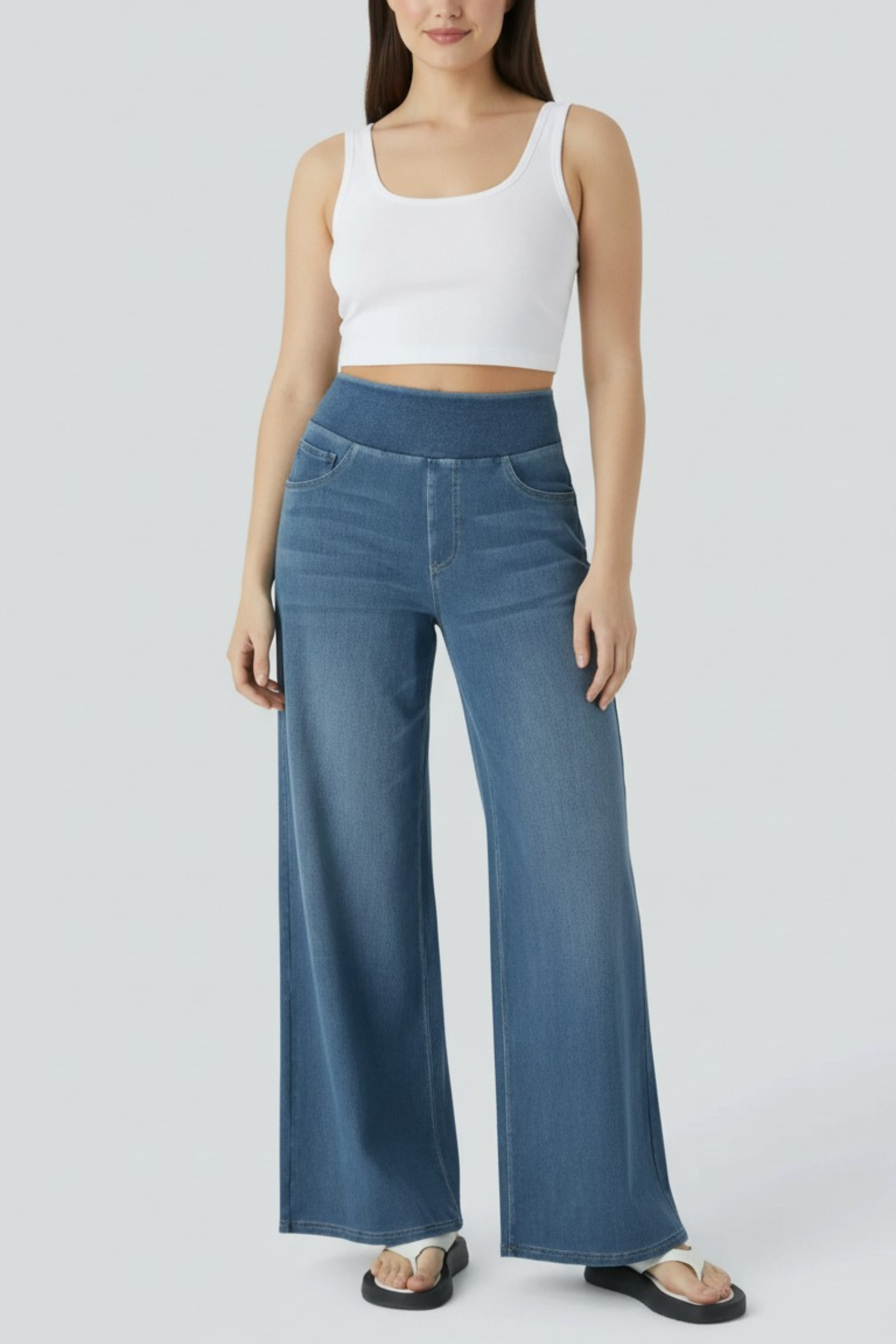 Relaxed Elastic-Waist Jeans